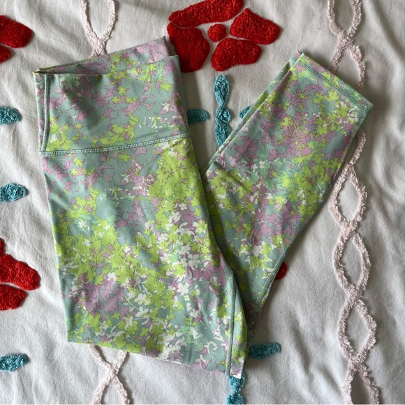 fabletics define powerhold high-waisted 7/8 leggings - Picture 7 of 7